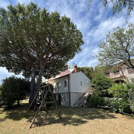 Ferienhaus Fuer 4 Personen Ca 100 M In Premantura, Istrien Medulin Und Umgebung Экстерьер фото